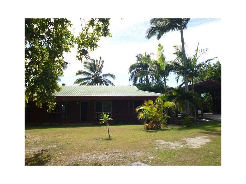 1 Cedar Court, Eimeo QLD 4740