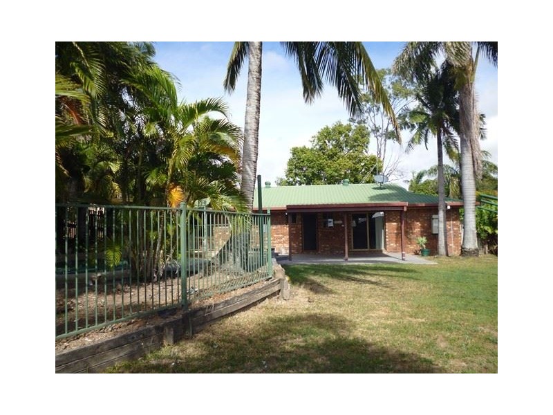 1 Cedar Court, Eimeo QLD 4740