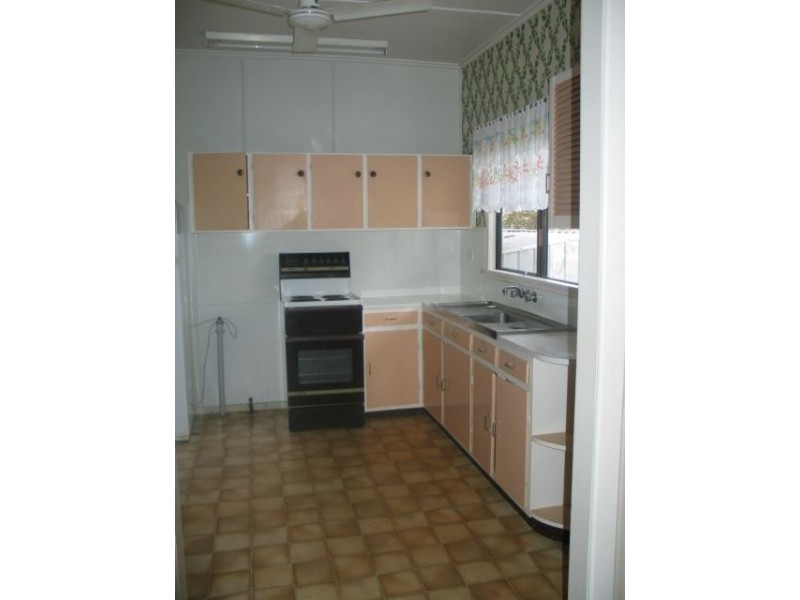 23 Johnson Street, West Mackay QLD 4740