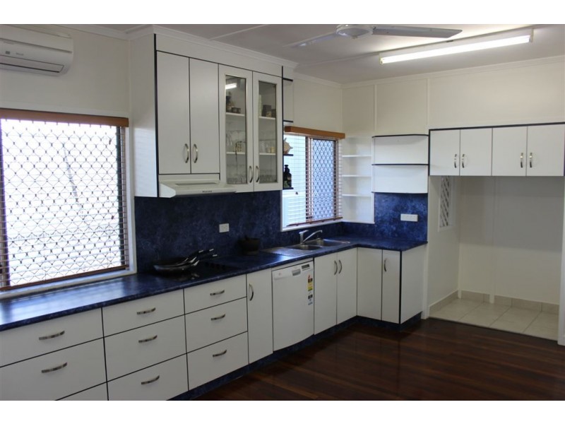 15 Edmond Street, West Mackay QLD 4740