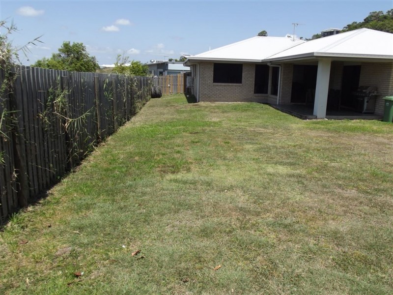 80 Dianella Drive, Glenella QLD 4740