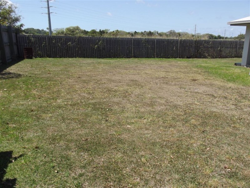 80 Dianella Drive, Glenella QLD 4740