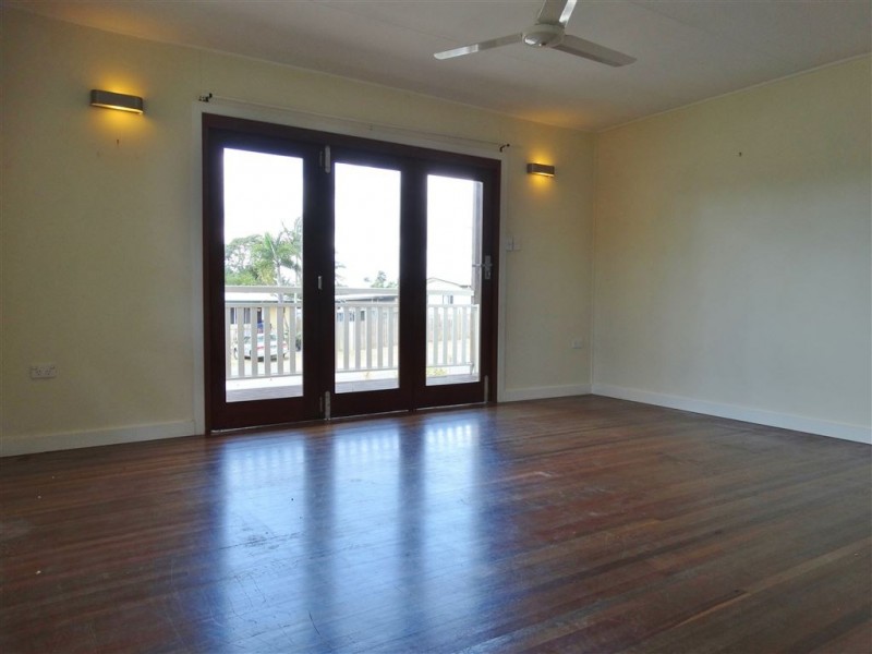 34 Daniel Street, North Mackay QLD 4740