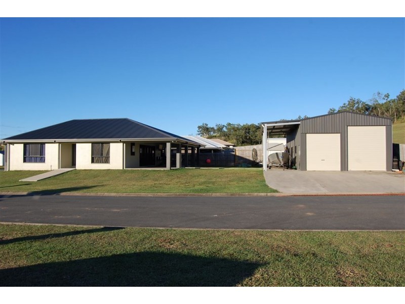 10 Aviland Drive, Seaforth QLD 4741