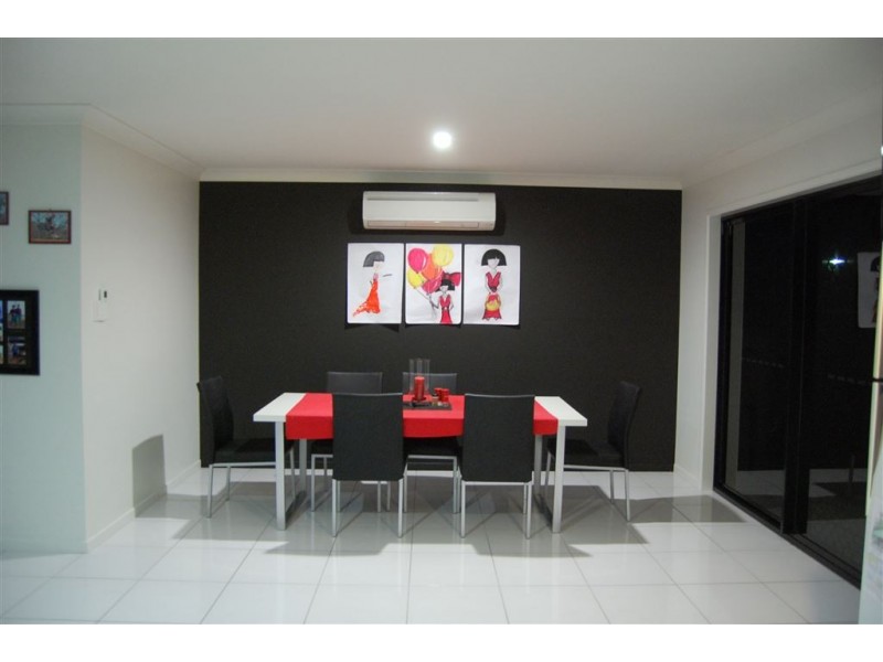 10 Aviland Drive, Seaforth QLD 4741