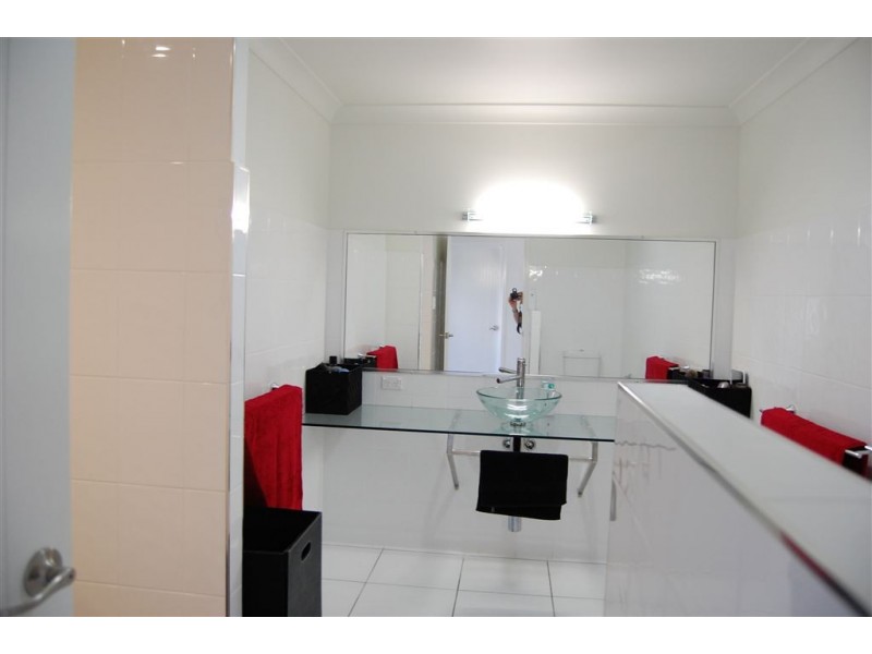 10 Aviland Drive, Seaforth QLD 4741