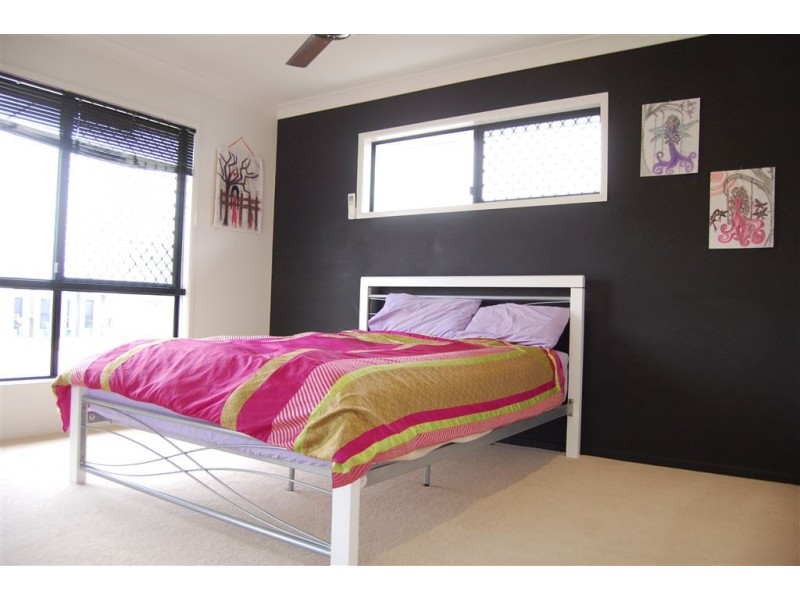 10 Aviland Drive, Seaforth QLD 4741