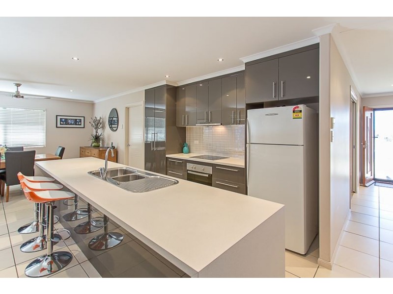 10 Woden Crescent, Ooralea QLD 4740