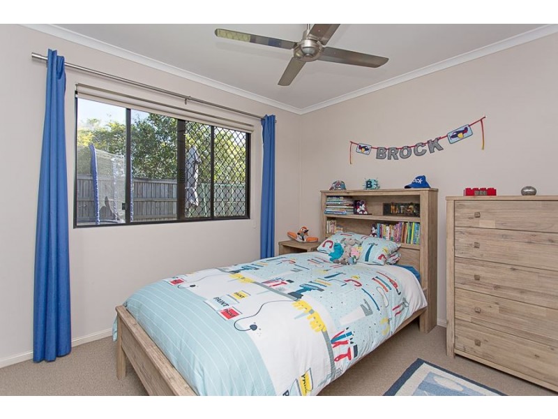 10 Woden Crescent, Ooralea QLD 4740