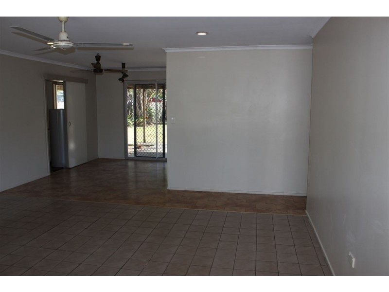 34 Schaefer Street, West Mackay QLD 4740