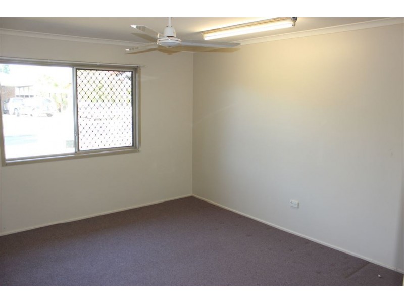 34 Schaefer Street, West Mackay QLD 4740