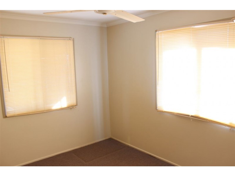 34 Schaefer Street, West Mackay QLD 4740