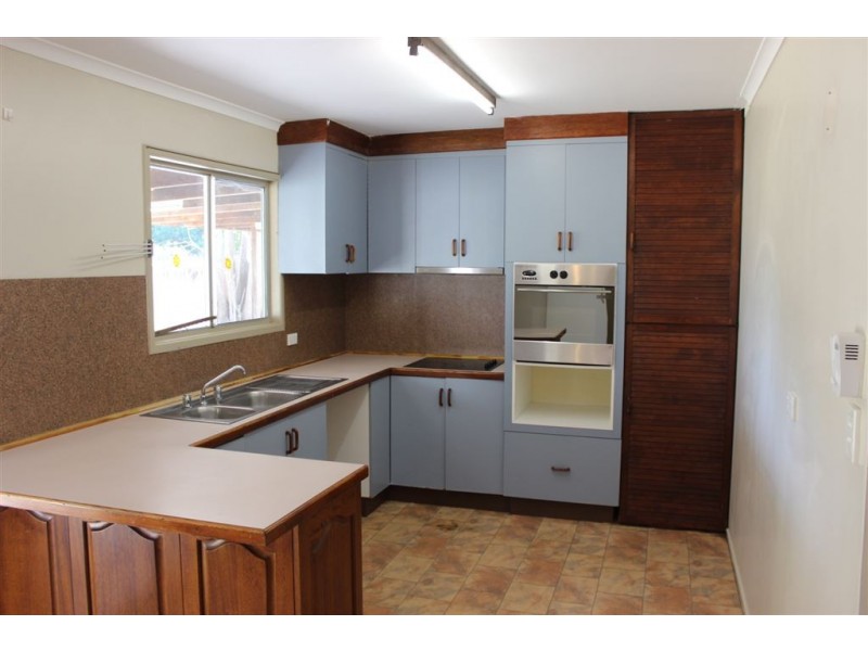 34 Schaefer Street, West Mackay QLD 4740