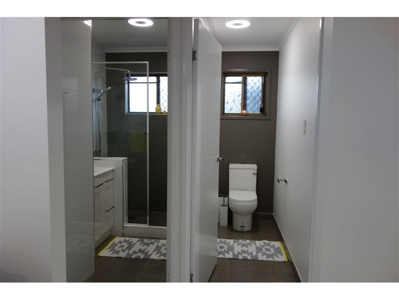 2/11 Napier Street, South Mackay QLD 4740