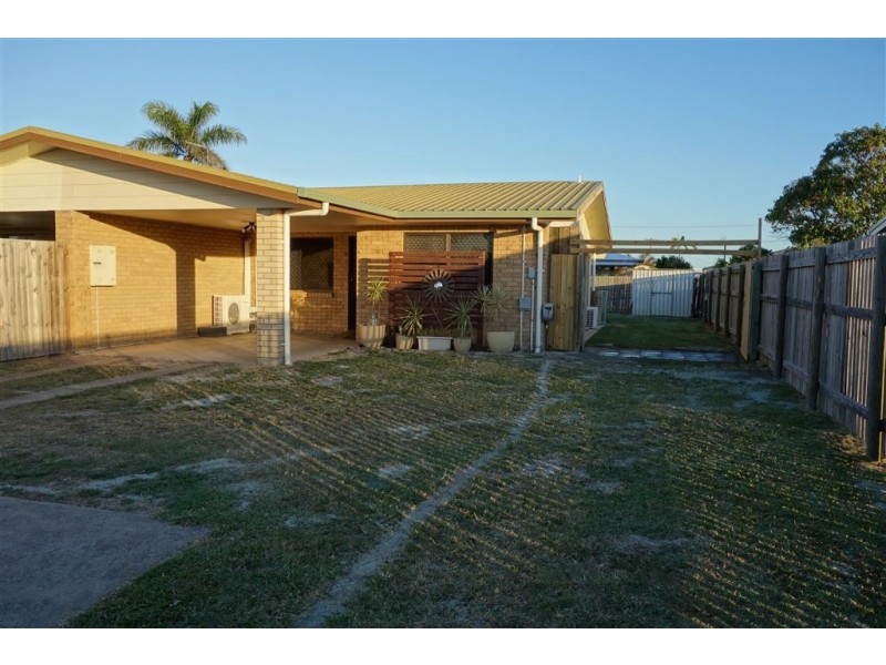 2/11 Napier Street, South Mackay QLD 4740