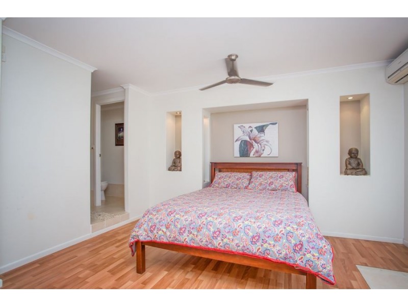 8 Helens  Court, Hampden QLD 4741