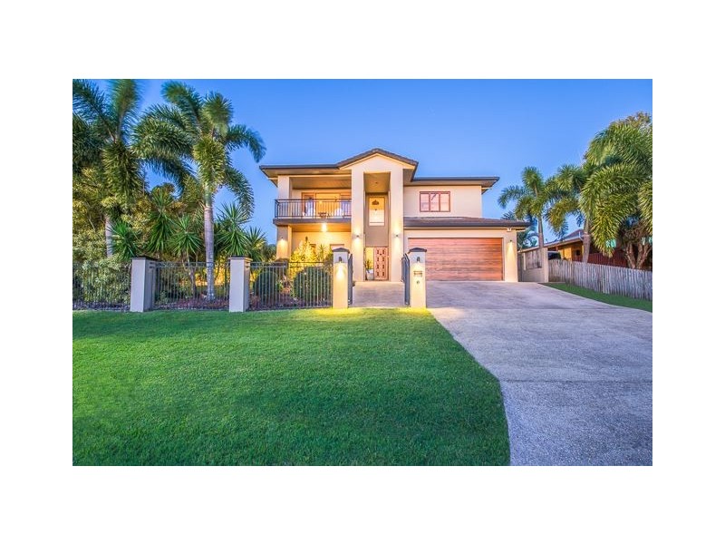17 Chapman Court, Eimeo QLD 4740