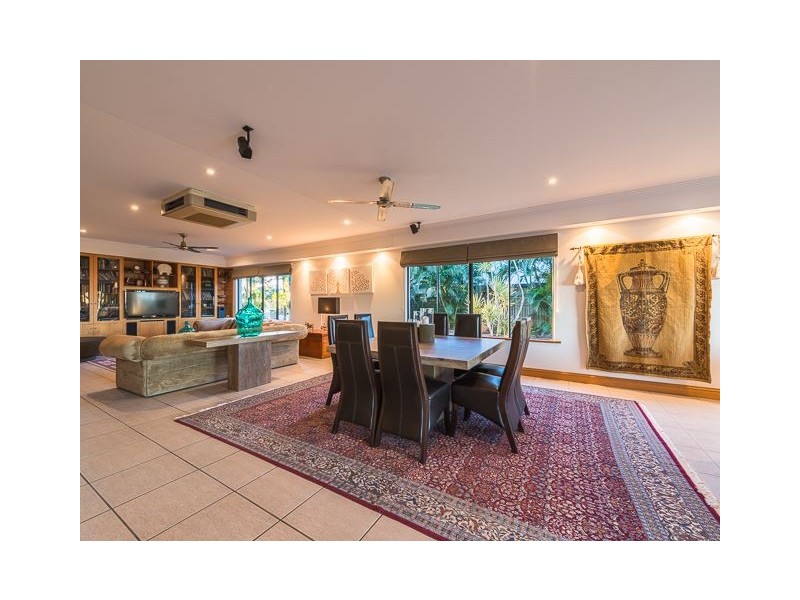 17 Chapman Court, Eimeo QLD 4740