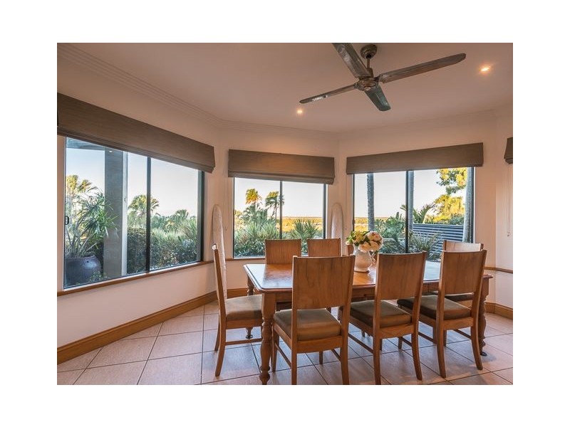 17 Chapman Court, Eimeo QLD 4740
