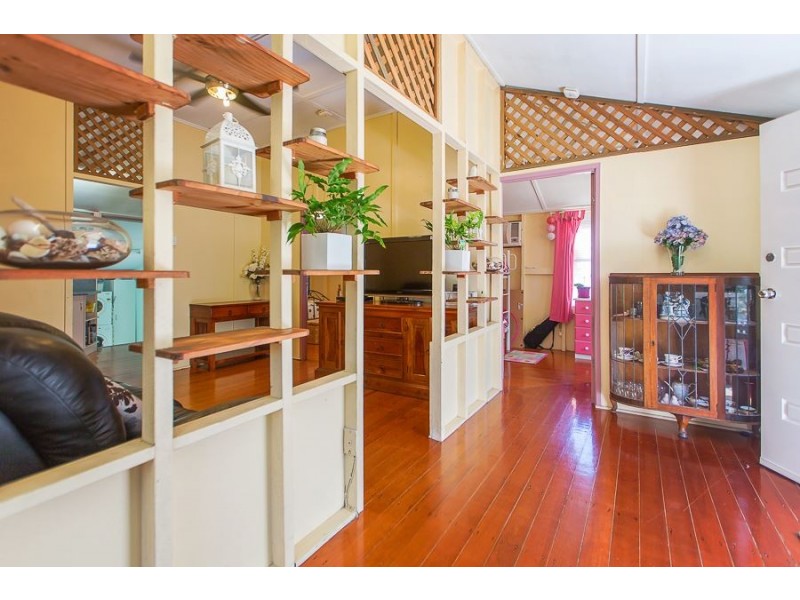 49 Bucasia Esplanade, Bucasia QLD 4750