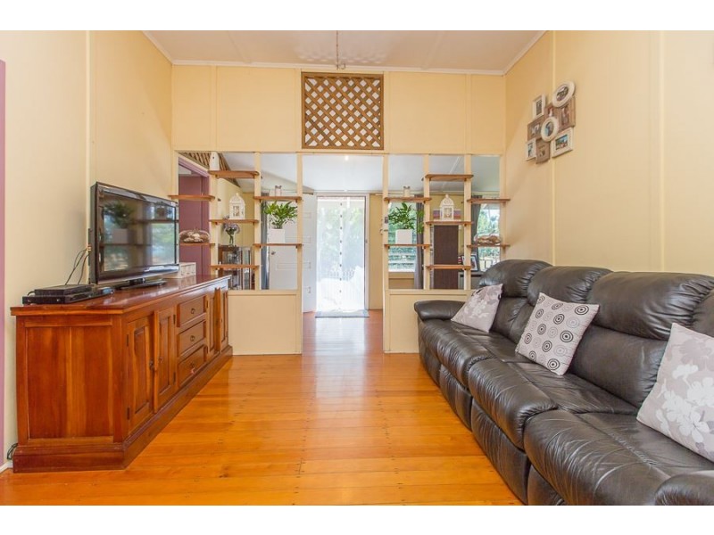 49 Bucasia Esplanade, Bucasia QLD 4750