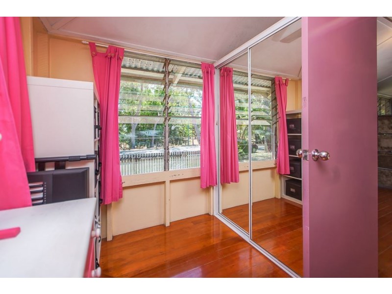 49 Bucasia Esplanade, Bucasia QLD 4750