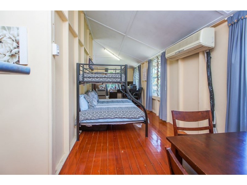 49 Bucasia Esplanade, Bucasia QLD 4750