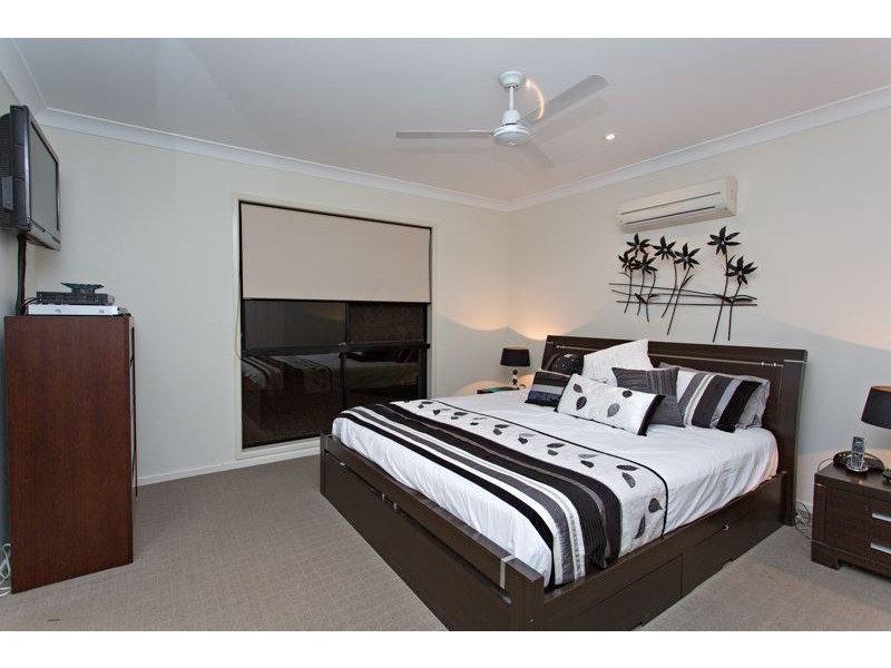 56 Gingham Street, Glenella QLD 4740