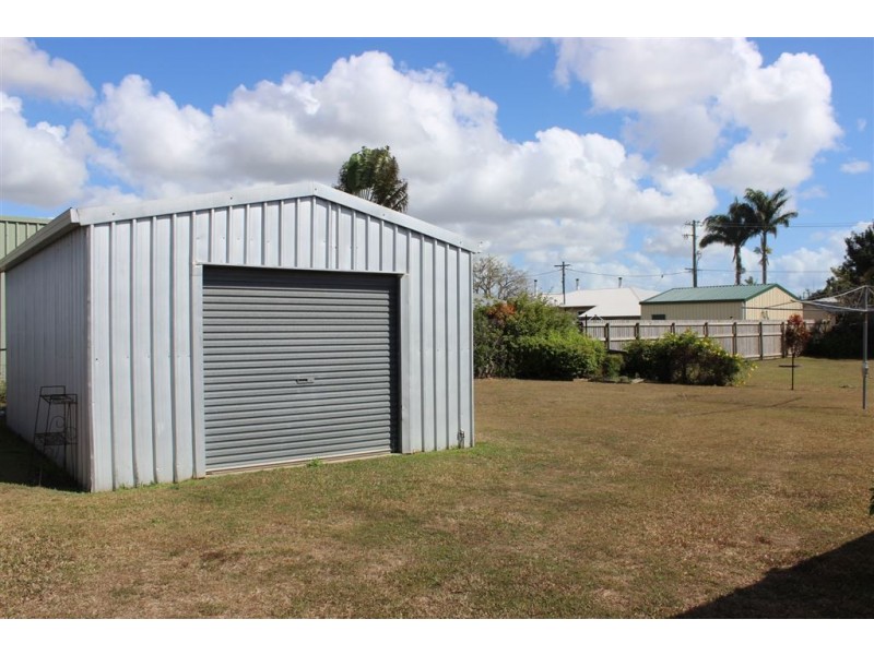 18 Mackenzie Street, West Mackay QLD 4740