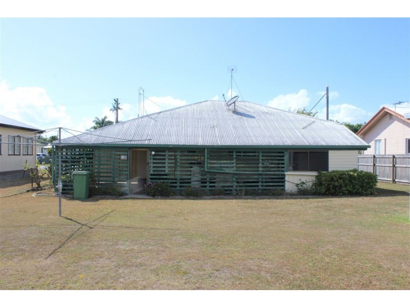 18 Mackenzie Street, West Mackay QLD 4740