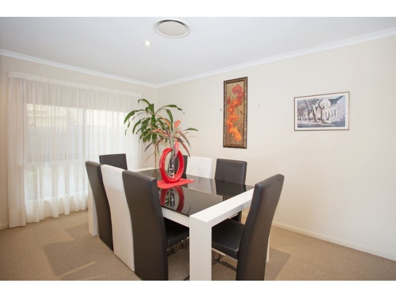5 Eden Court, Glenella QLD 4740