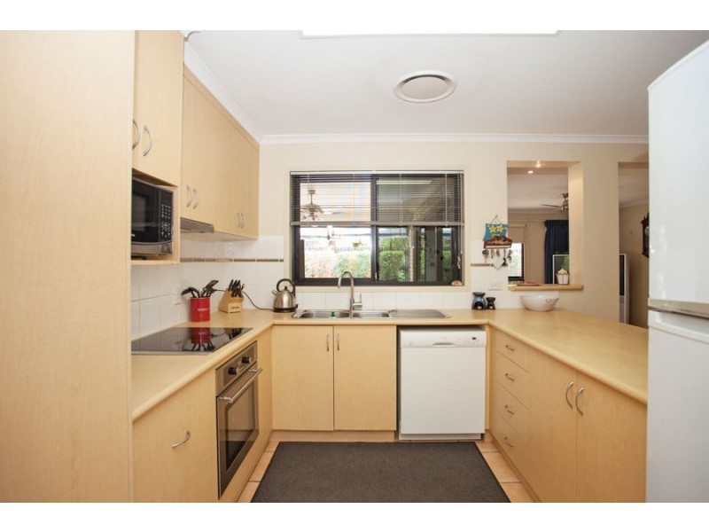 5 Eden Court, Glenella QLD 4740