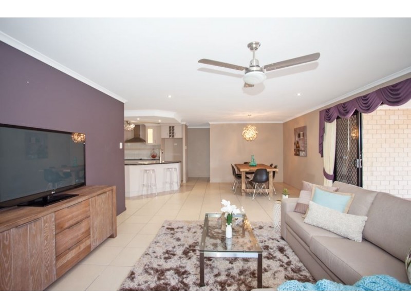 24 Cutfield Street, Glenella QLD 4740