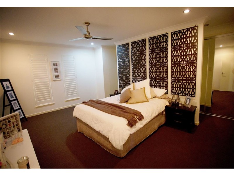 7 Bachelor Court, Marian QLD 4753