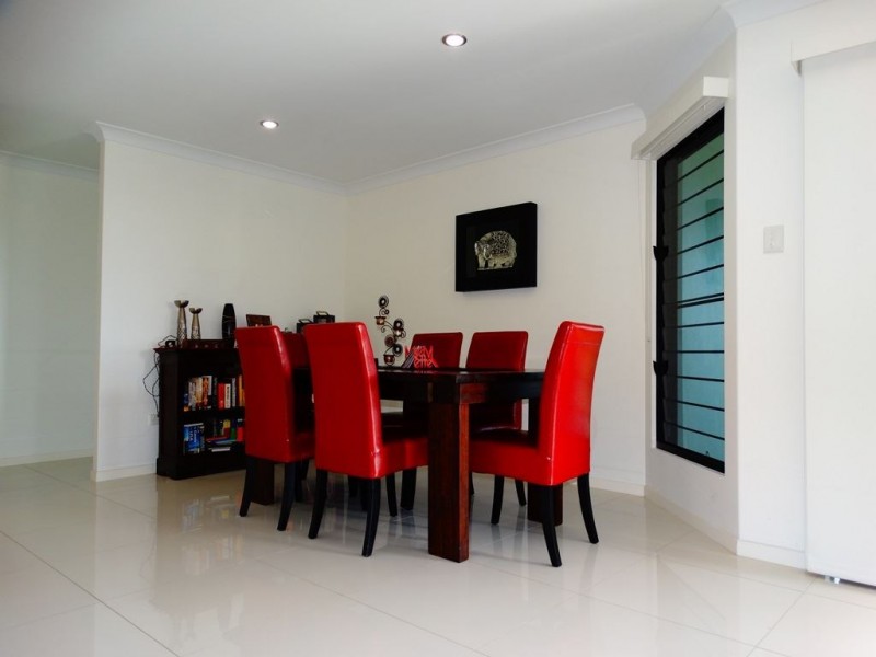 7 Bachelor Court, Marian QLD 4753