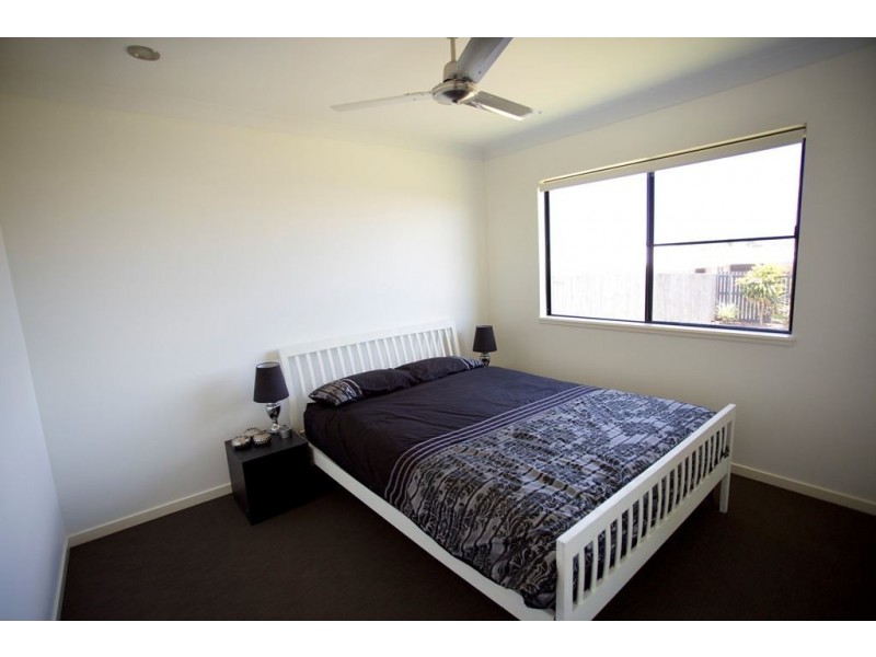 7 Bachelor Court, Marian QLD 4753