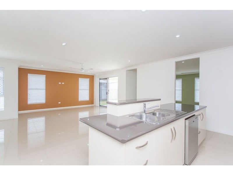 10 Stoddart Place, Walkerston QLD 4751