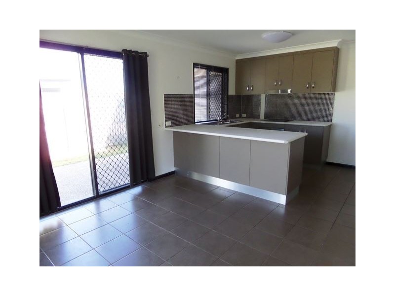 15 Central Drive, Andergrove QLD 4740