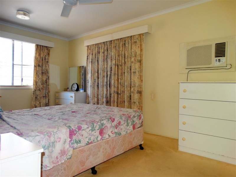 8 Bligh Court, Mount Pleasant QLD 4740