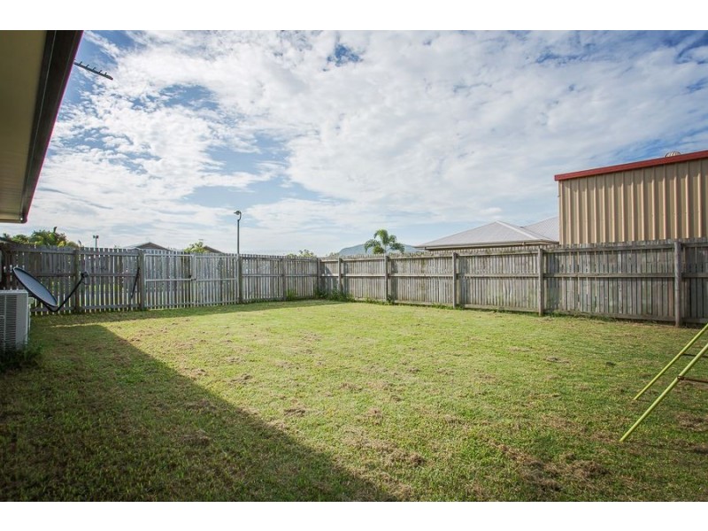 6 Ruddell Close, Marian QLD 4753