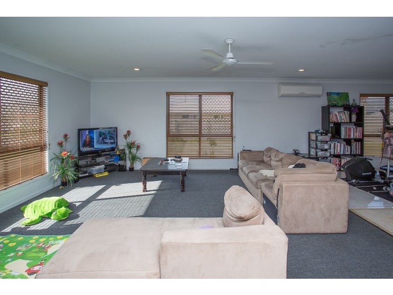 6 Ruddell Close, Marian QLD 4753