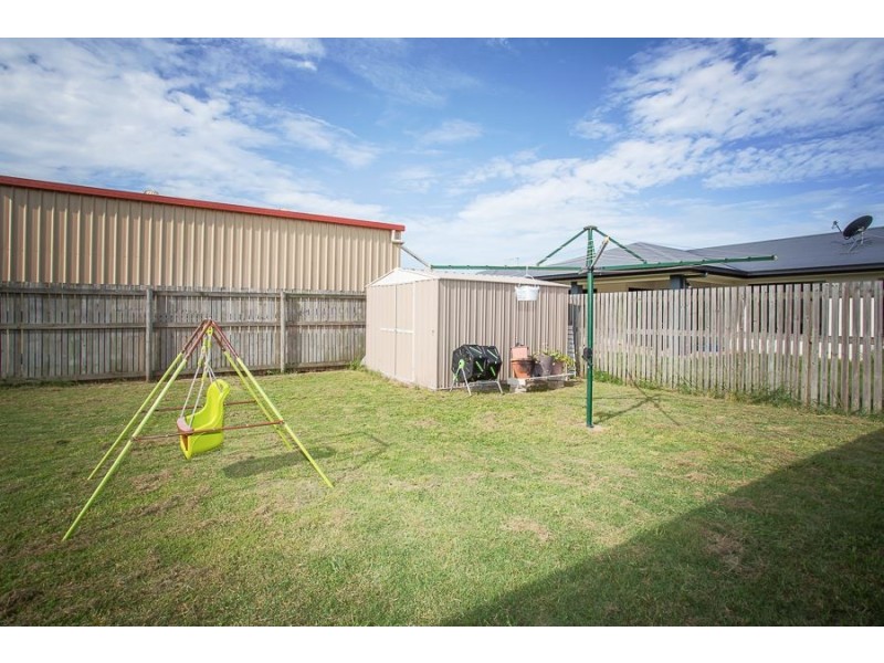 6 Ruddell Close, Marian QLD 4753