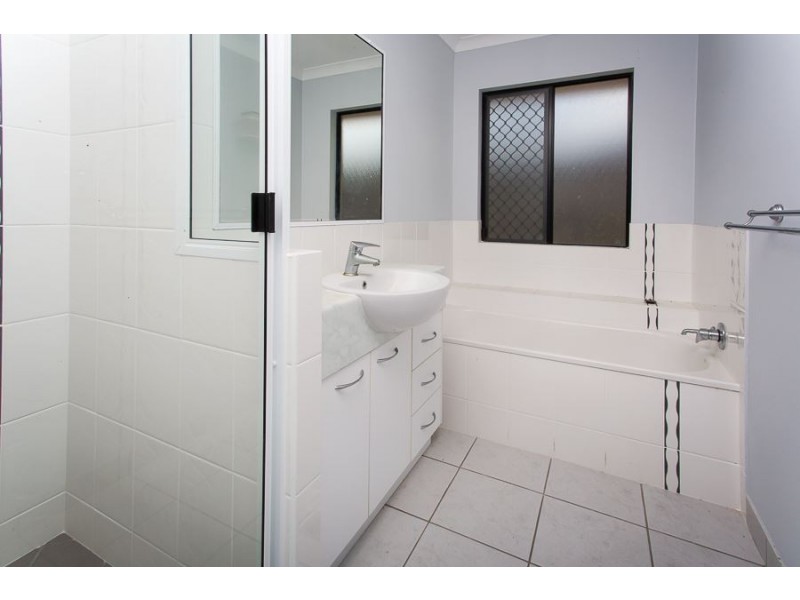 9 Hansen Court, Marian QLD 4753