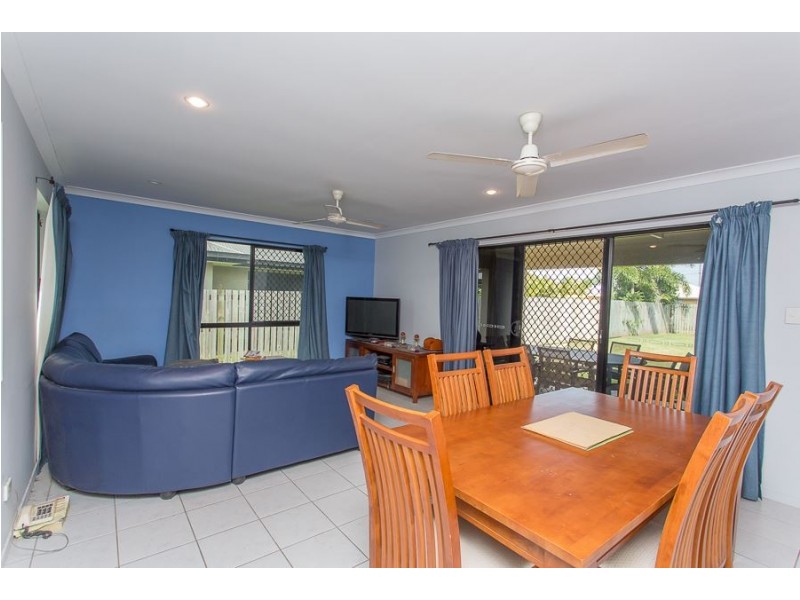 9 Hansen Court, Marian QLD 4753