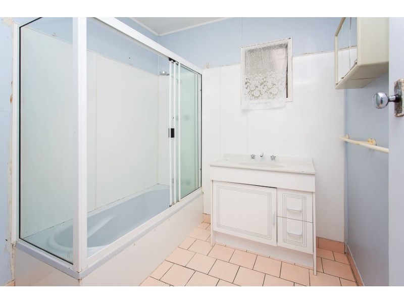 4 Matsen Street, Bakers Creek QLD 4740