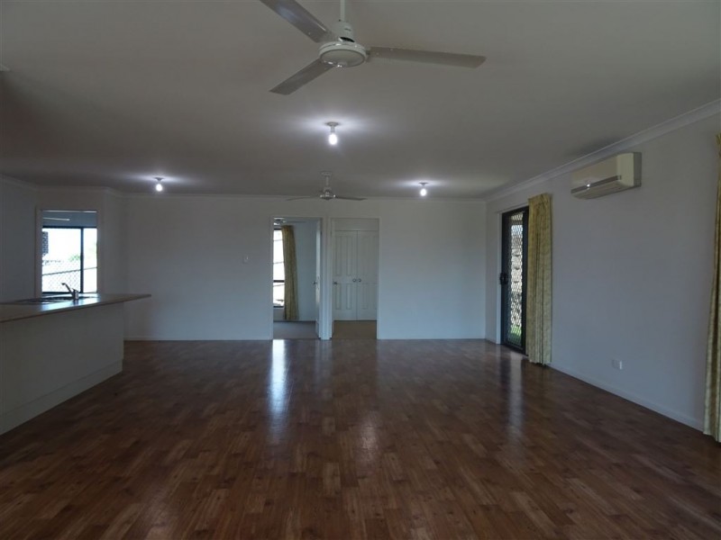 6 Grange Court, Eimeo QLD 4740