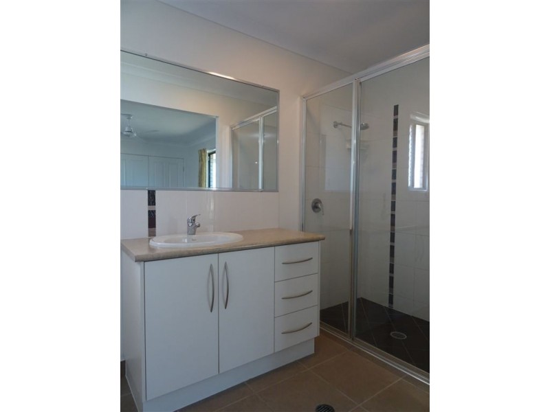 6 Grange Court, Eimeo QLD 4740