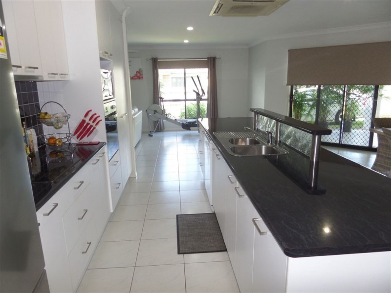 20 Debbiesue Drive, Mount Pleasant QLD 4740