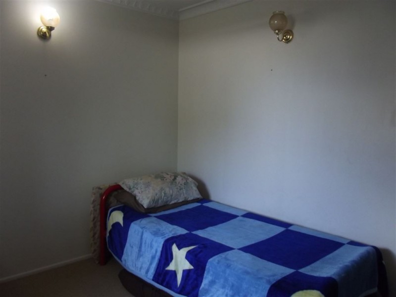 2/37 Holland Street, West Mackay QLD 4740