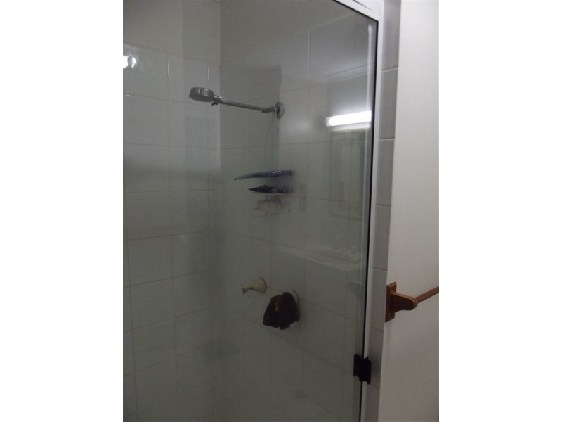 2/37 Holland Street, West Mackay QLD 4740